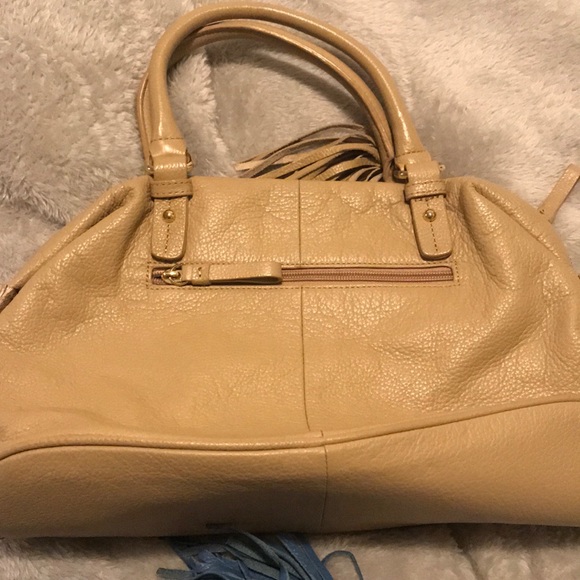 Tommy Hilfiger double purse pack⬇️Price Drop⬇️ - Picture 4 of 8